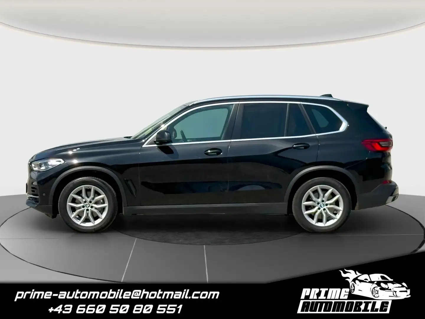BMW X5 xDrive30d Aut. *PANO,LASER* Zwart - 2