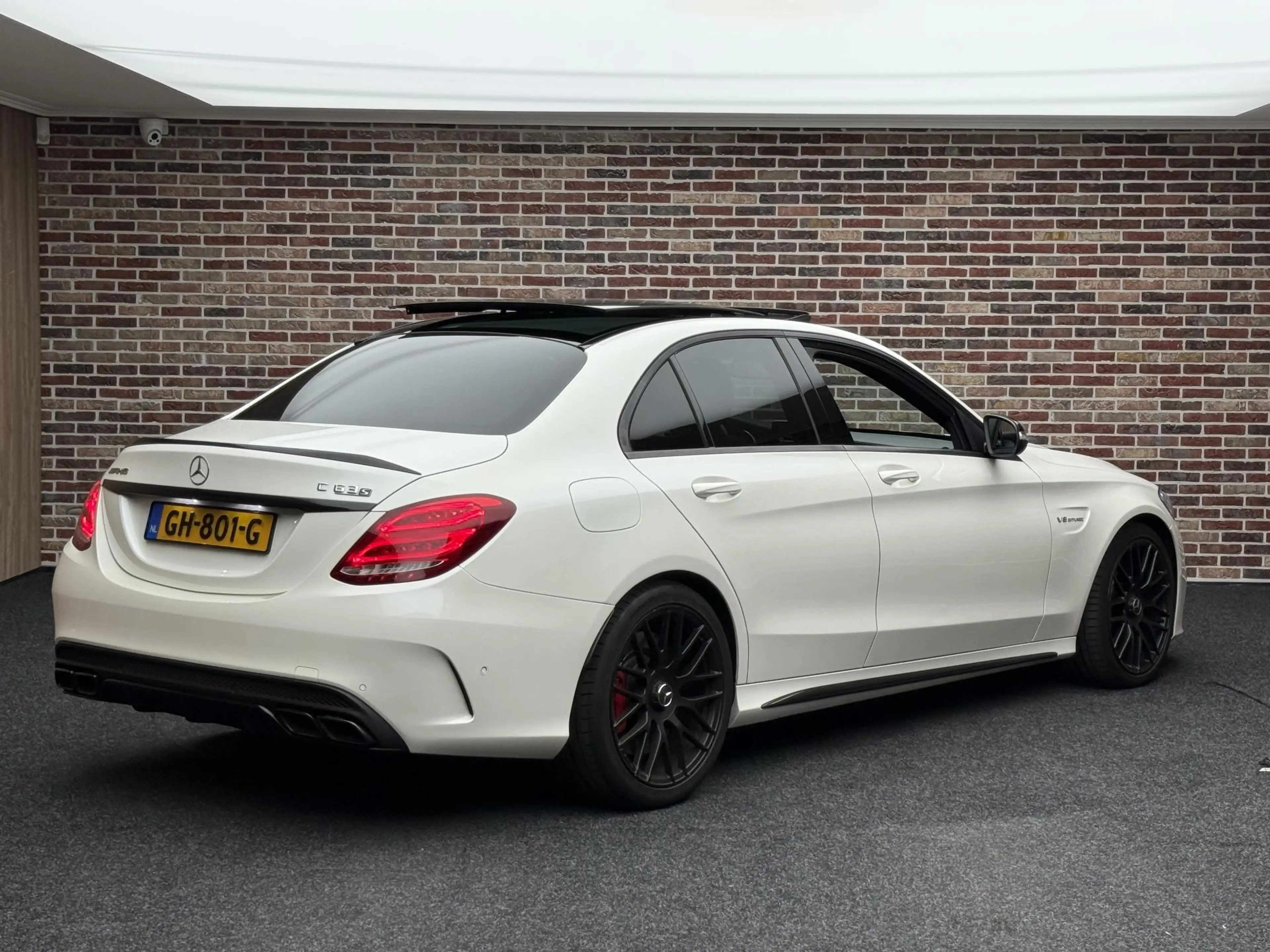 Mercedes-Benz C 63 AMG S | Pano | Burmester — photo 2