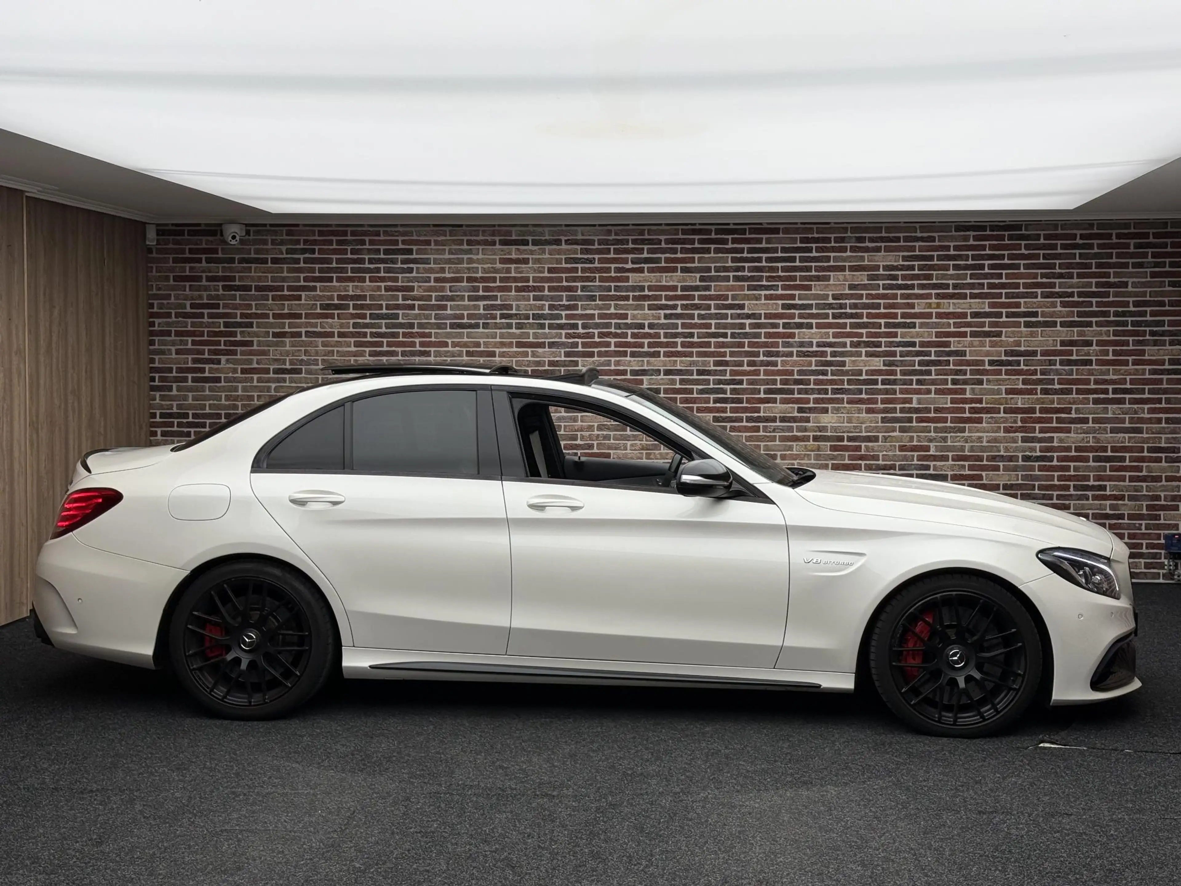 Mercedes-Benz C 63 AMG S | Pano | Burmester — photo 5