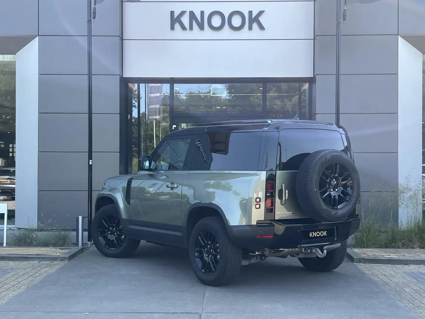 Land Rover Defender Hard Top 3.0 D250 90 Vert - 2