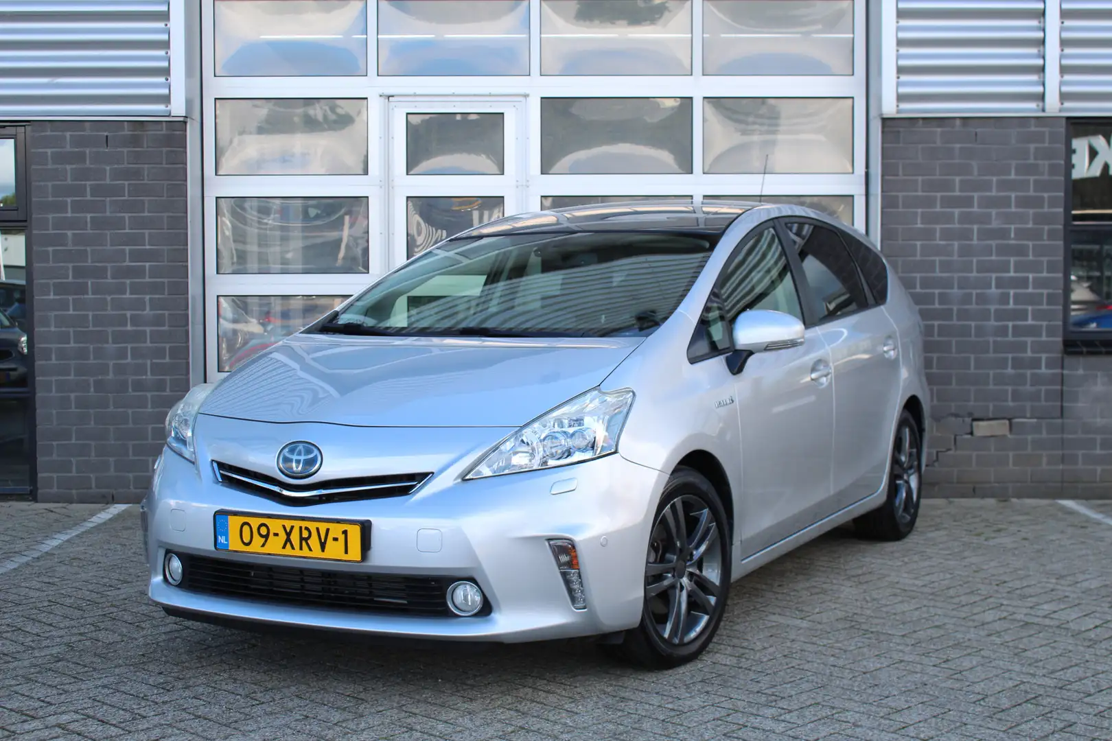 Toyota Prius+ Prius Wagon 1.8 Dynamic 96g / Keyless / Camera / P Gris - 1
