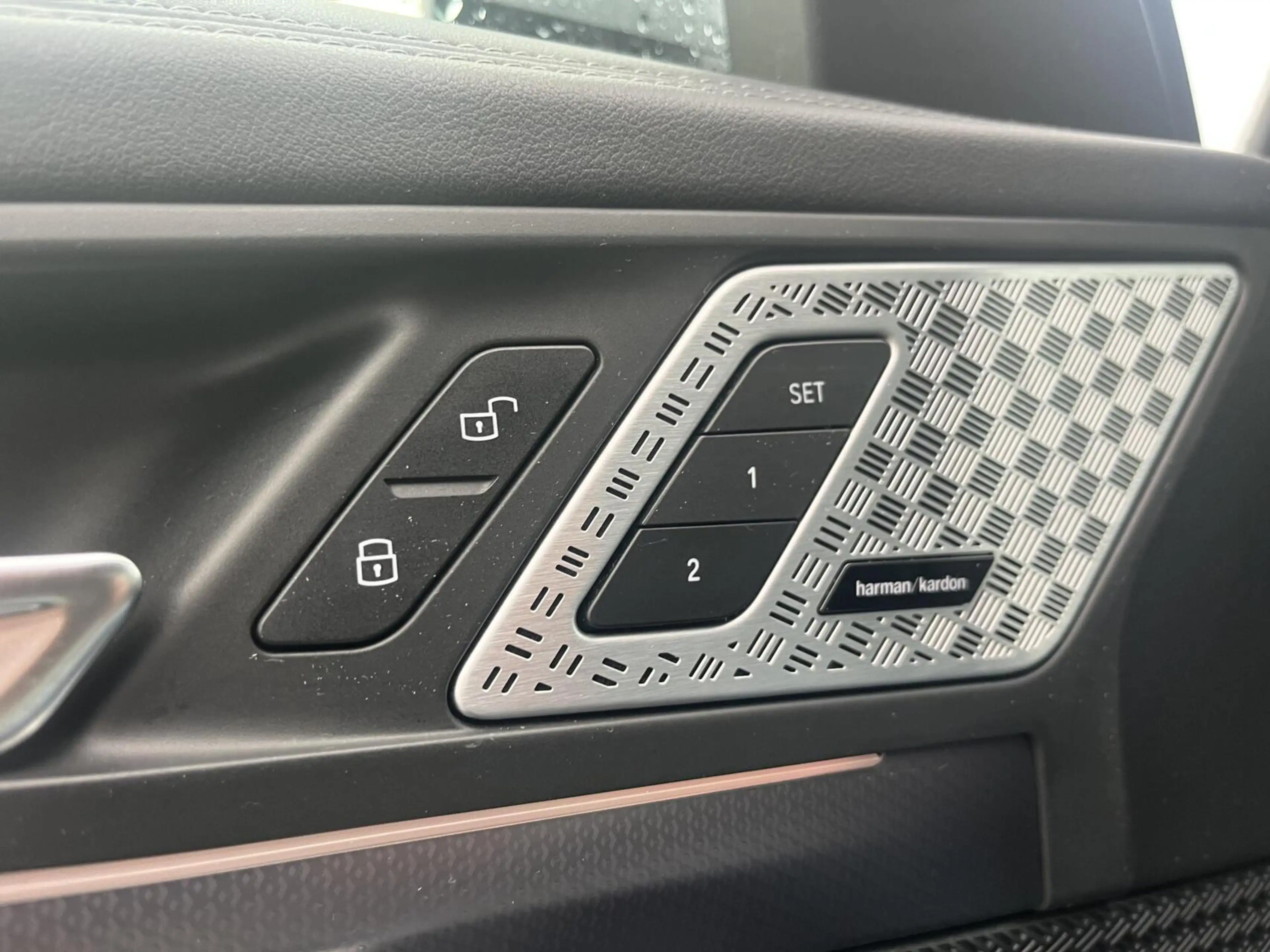 BMW iX1 xDrive30 67 kWh 313PK MSPORT MEMORY+TREKH+H&K+360C — photo 8