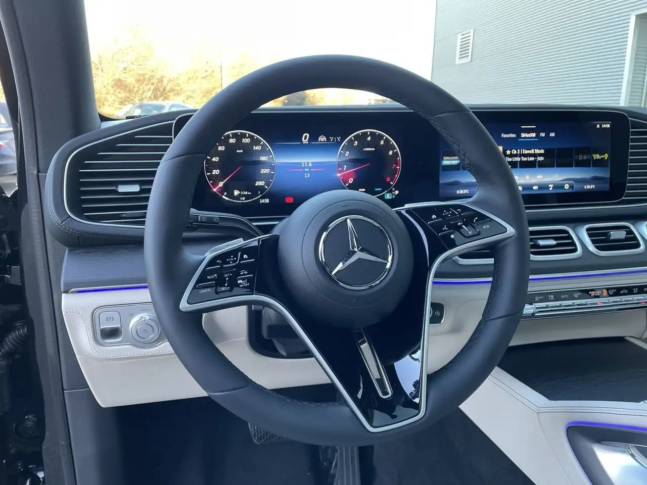 Mercedes-Benz GLE снимка Mercedes-Benz GLE