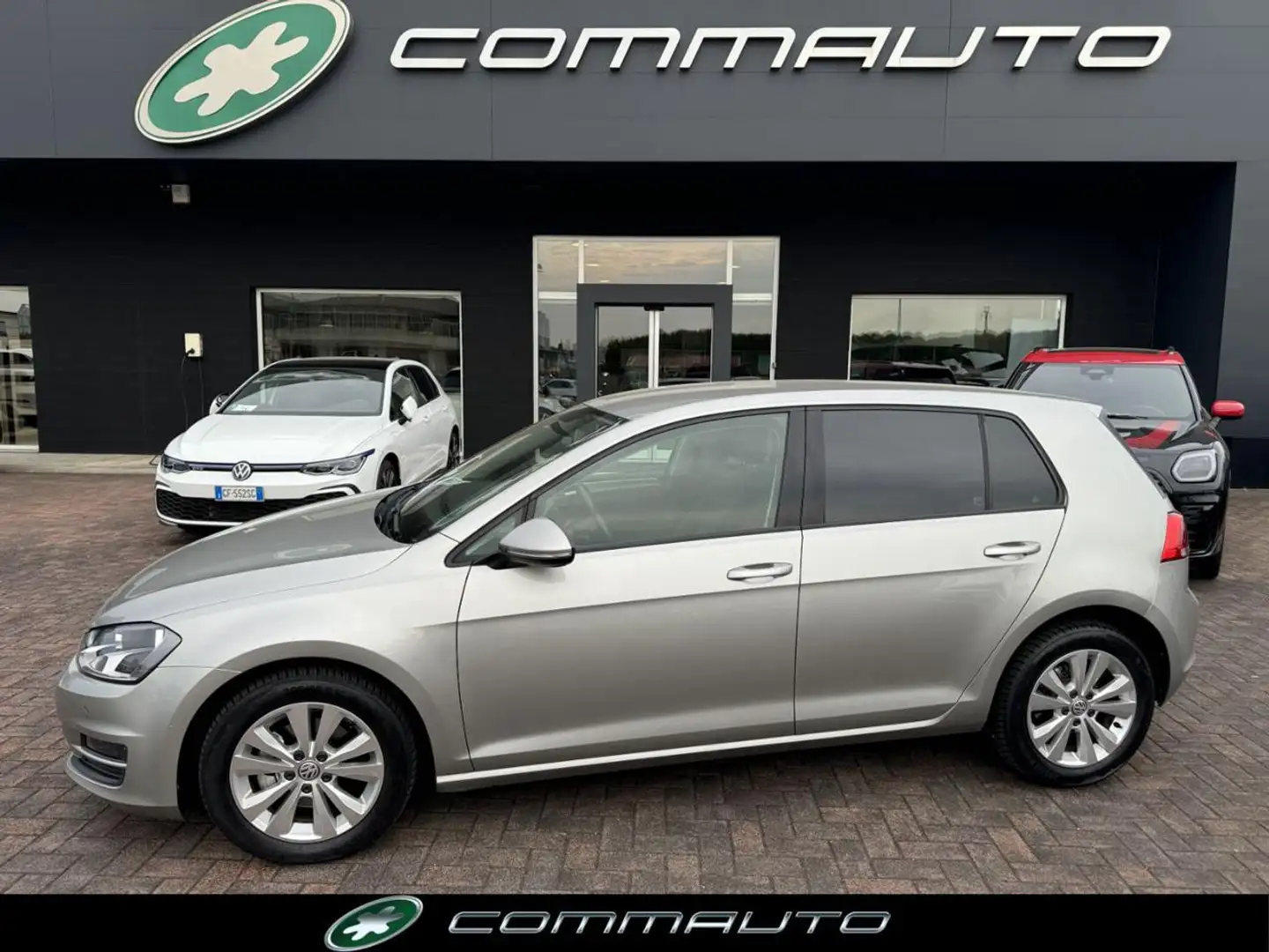 Volkswagen Golf 1.6 TDI 110 CV DSG 5p. Highline Gris - 1