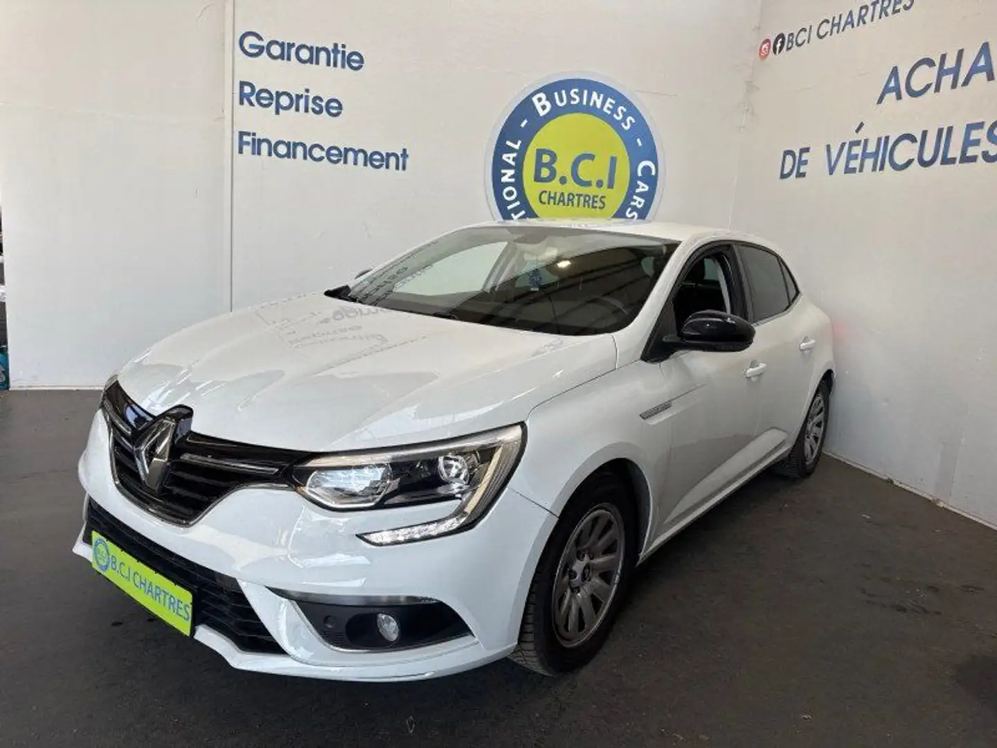 Renault Megane IV 1.3 TCE 115CH FAP LIMITED Weiß - 1