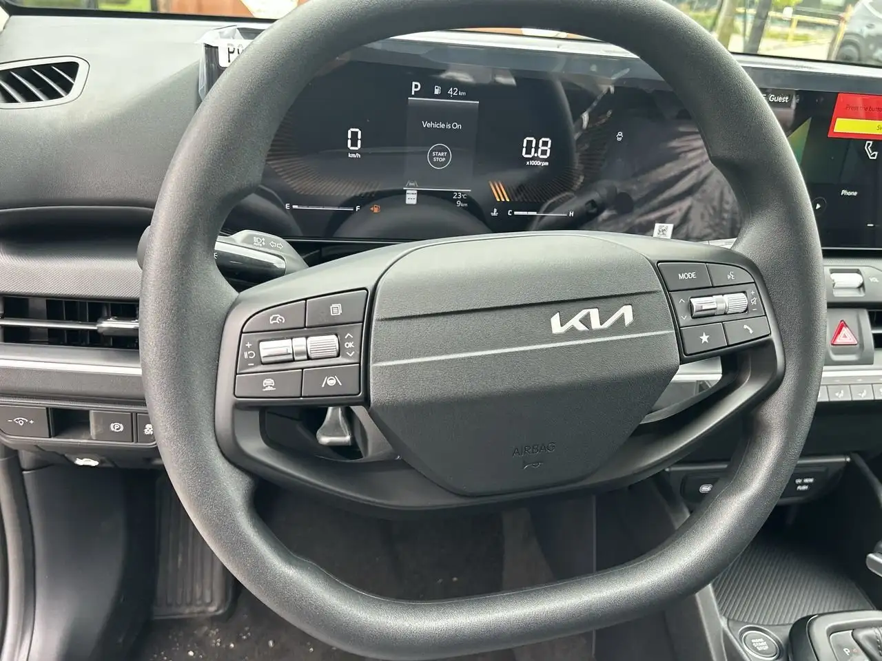 Kia K4 снимка Kia K4