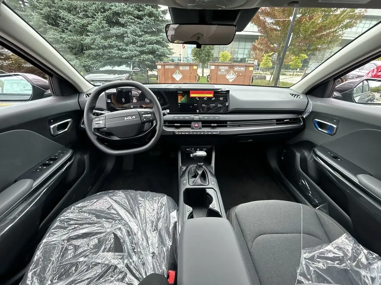 Kia K4 снимка Kia K4