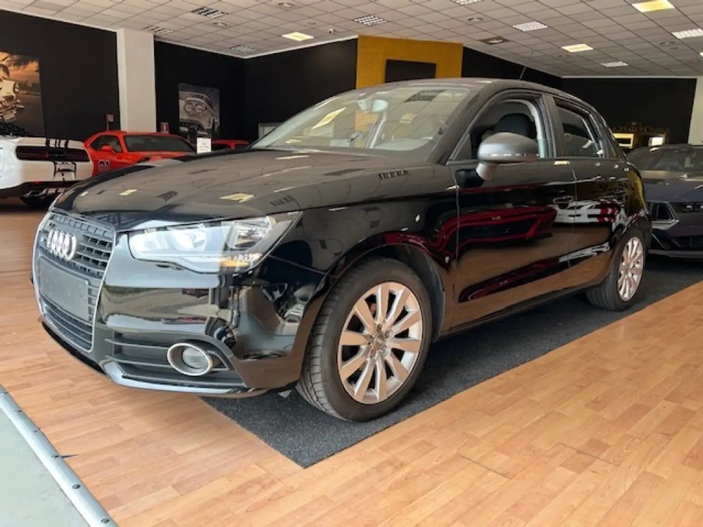 Audi A1 1.2 TFSI Ambition sedili riscaldati Negro - 2