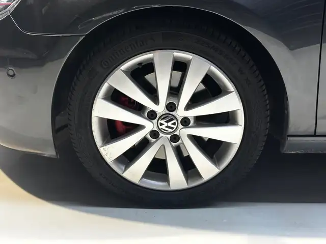 Volkswagen Golf view 9