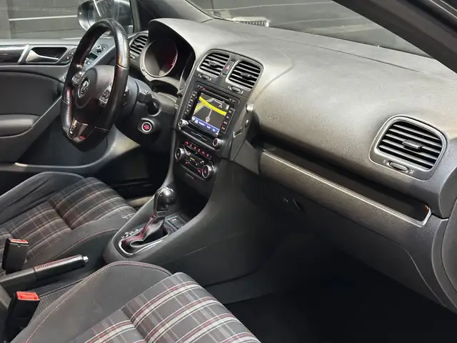 Volkswagen Golf view 15