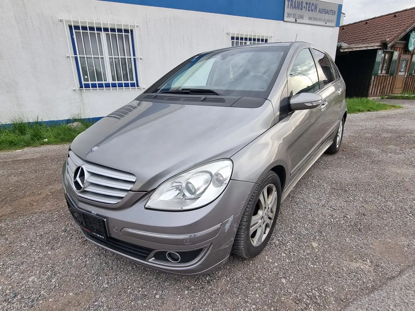 Mercedes-Benz B 180 CDI A-Edition Sport * Voll Fahrbereit * Grau - 1