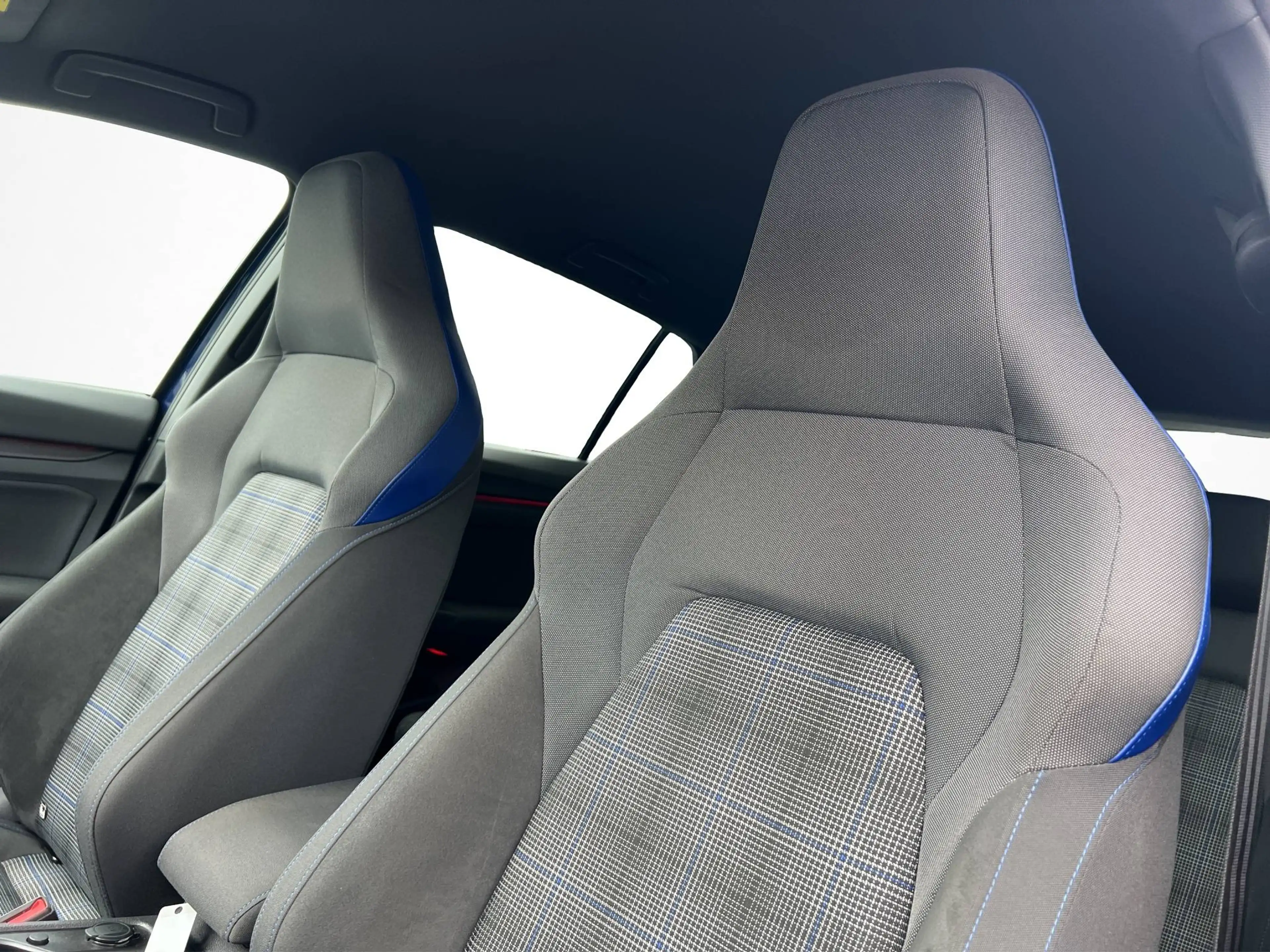 Volkswagen Golf GTE 1.4 eHybrid PHEV 245pk DSG • LED+Mistlichten • Head-up • Black-style • Trekhaak — photo 12
