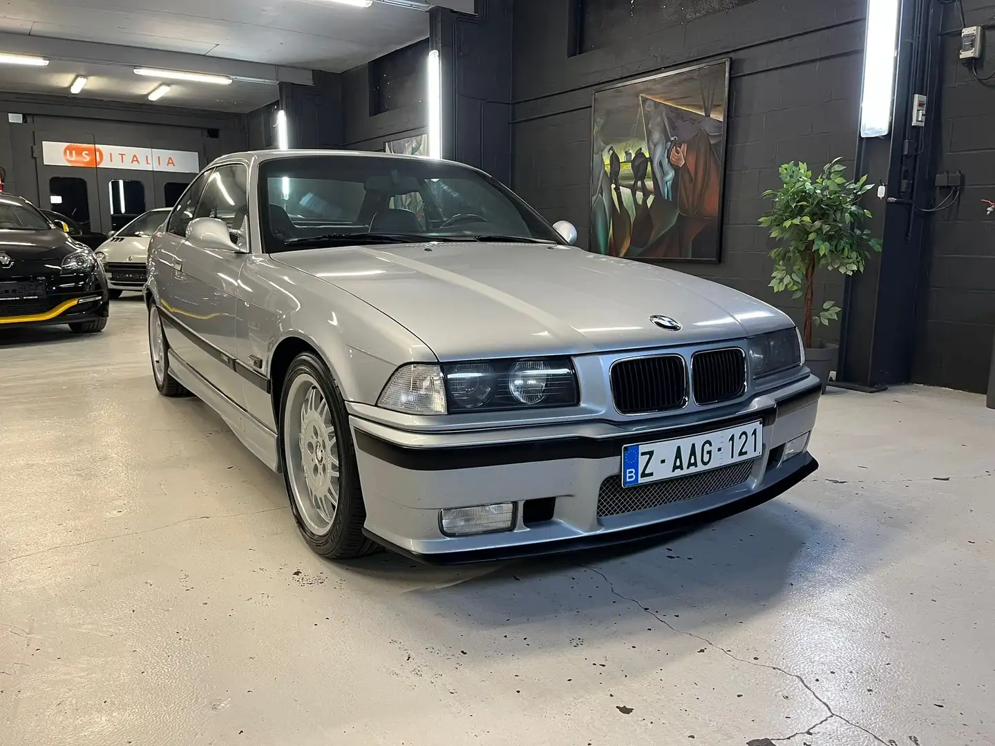 BMW M3 BMW M3 E36 **VEHICULE BELGE** ETAT EXEPTIONEL Argent - 1
