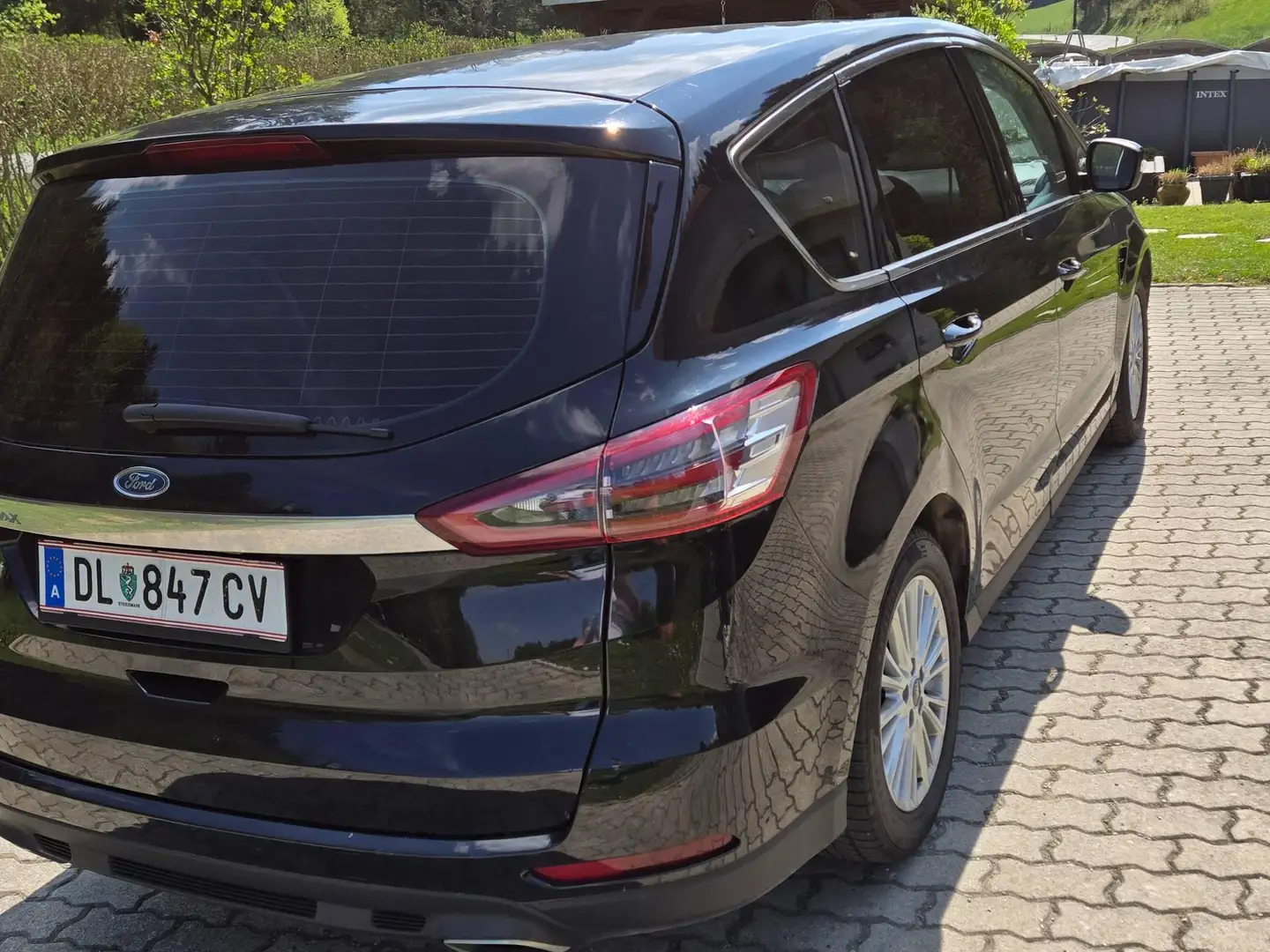Ford S-Max S-MAX Titanium 2.0 TDCi Auto-Start/Stop Aut. Titanium Schwarz - 1