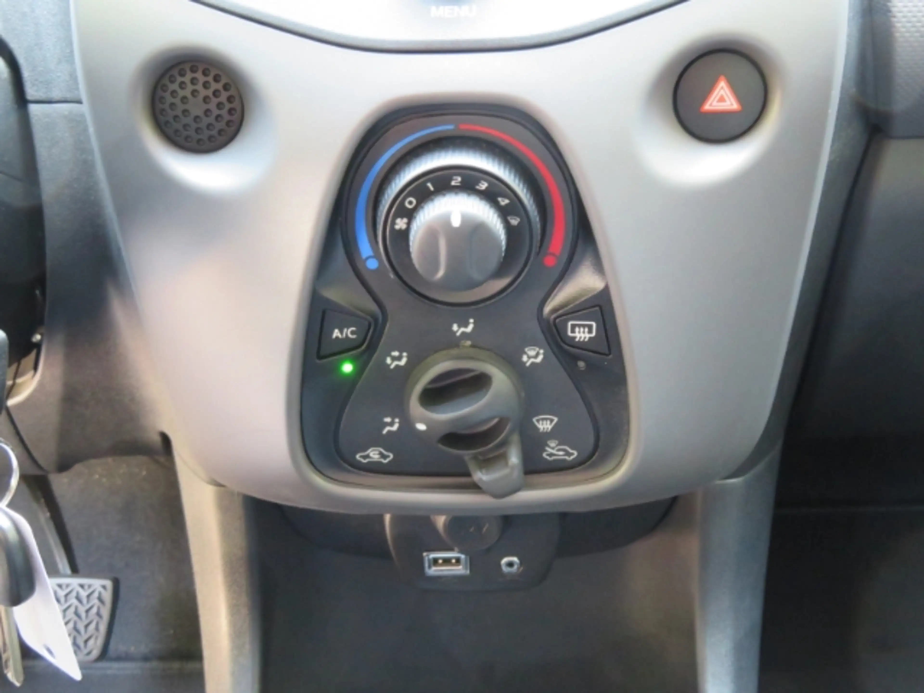 Peugeot 108 VTI 72 Stop&Start Active Notbremsass. Tel.-Vorb. K — photo 11