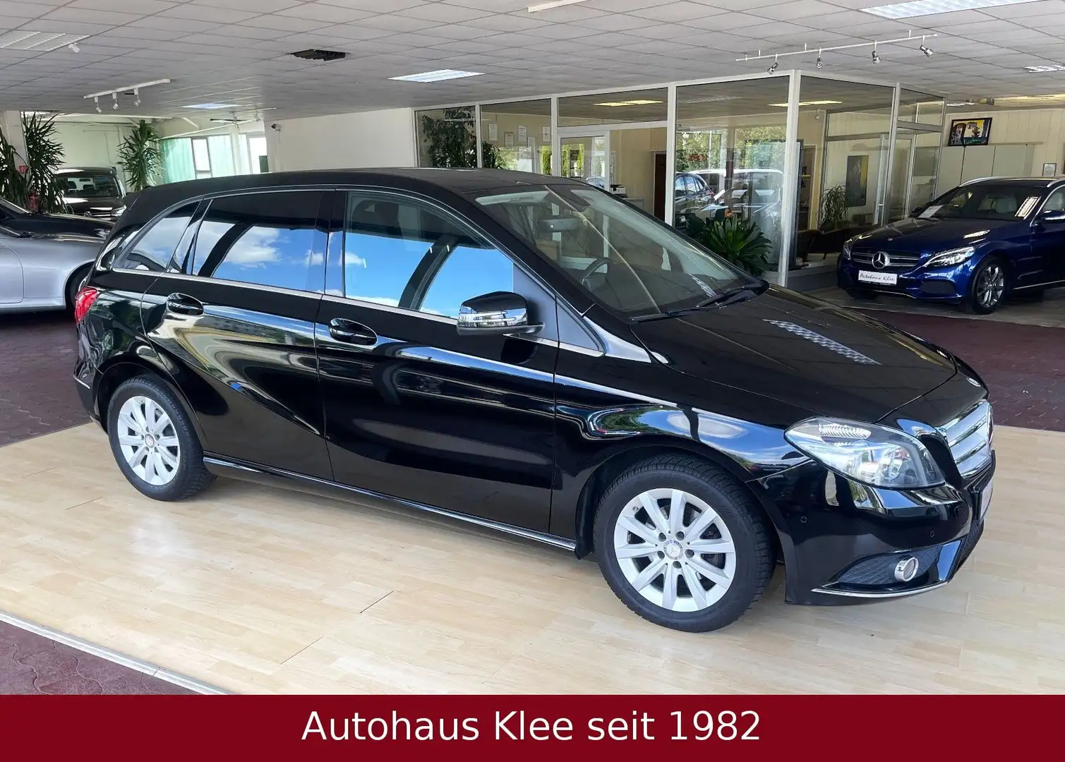 Mercedes-Benz B 180 d 7G-Tronic *AHK*Shzg*Tempo*Leder*Tüv neu* Schwarz - 2