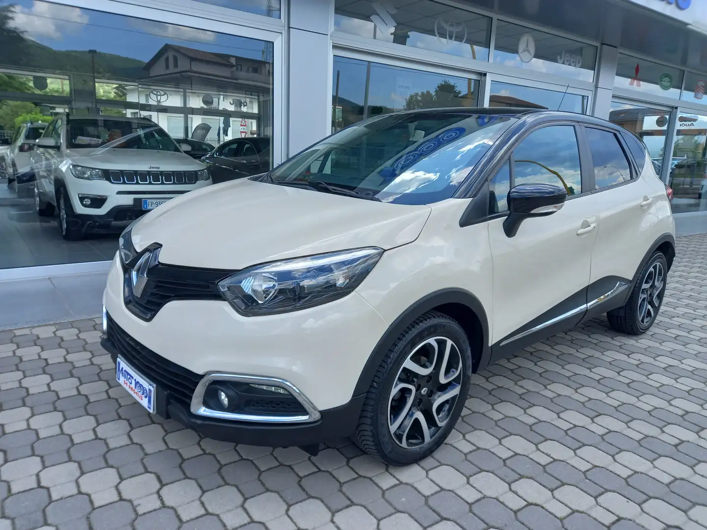 Renault Captur 0.9 TCE ENERGY R-LINK *** UNICA PROPRIETARIA *** Beige - 2