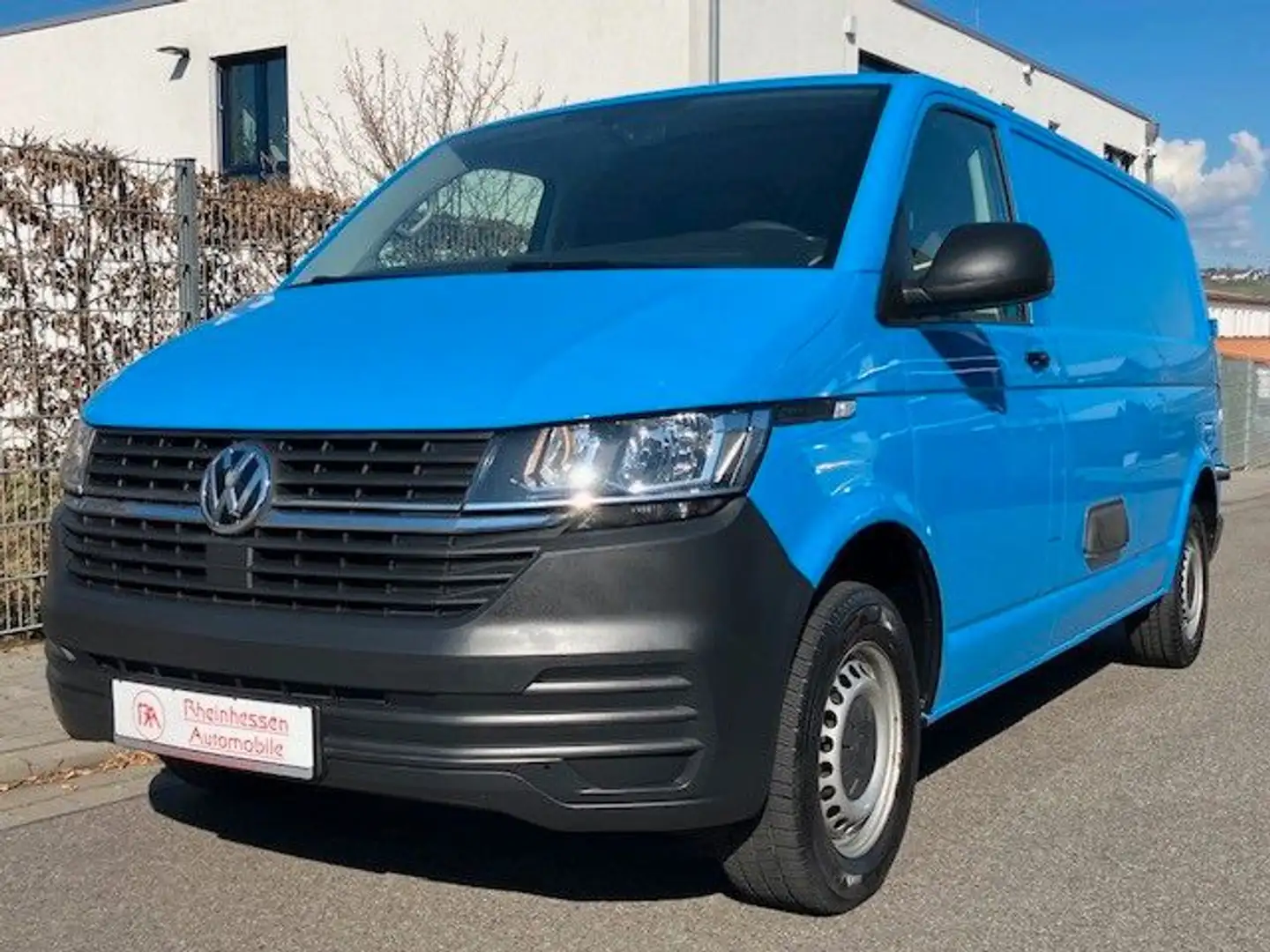 Volkswagen T6.1 Kasten 2.0 TDI lang "1.Hand" Blau - 2