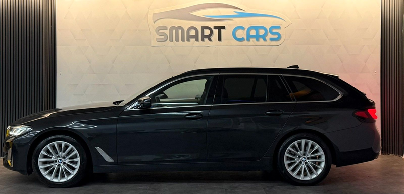 BMW 520 d Luxury Line*Laser*MwSt.*1.Hand*AHK*Leder* — photo 7