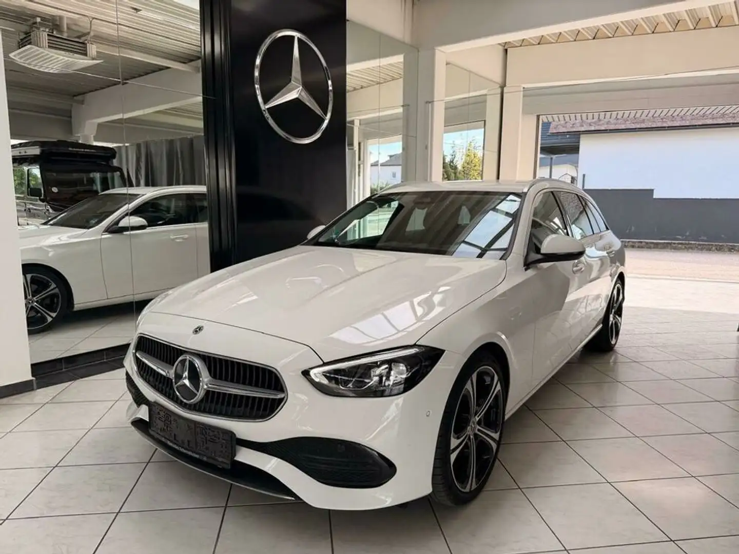 Mercedes-Benz C 200 d T Weiß - 2