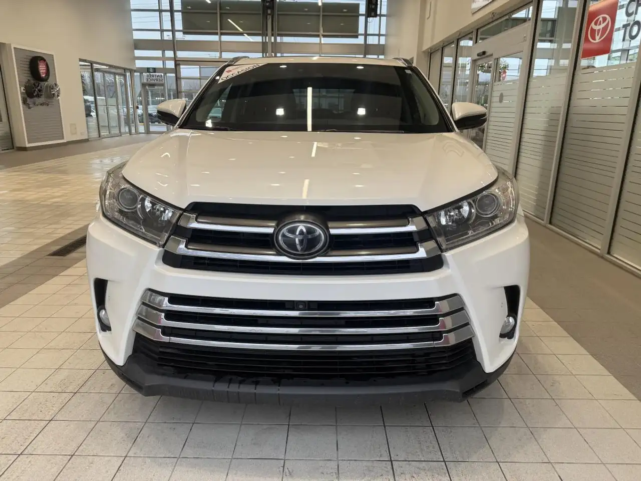Toyota Highlander снимка Toyota Highlander