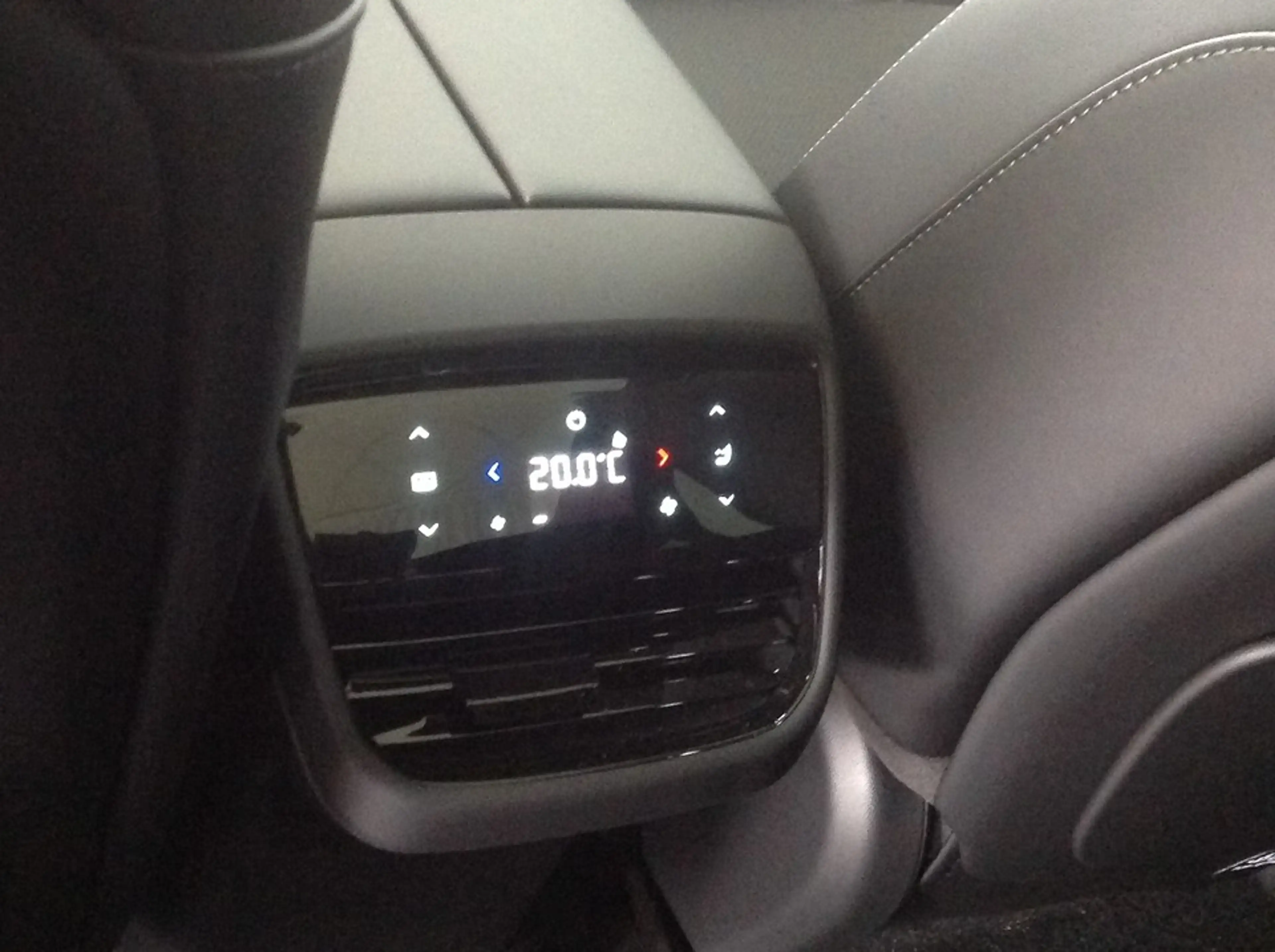 Mazda CX-6e EV 258ps — photo 15