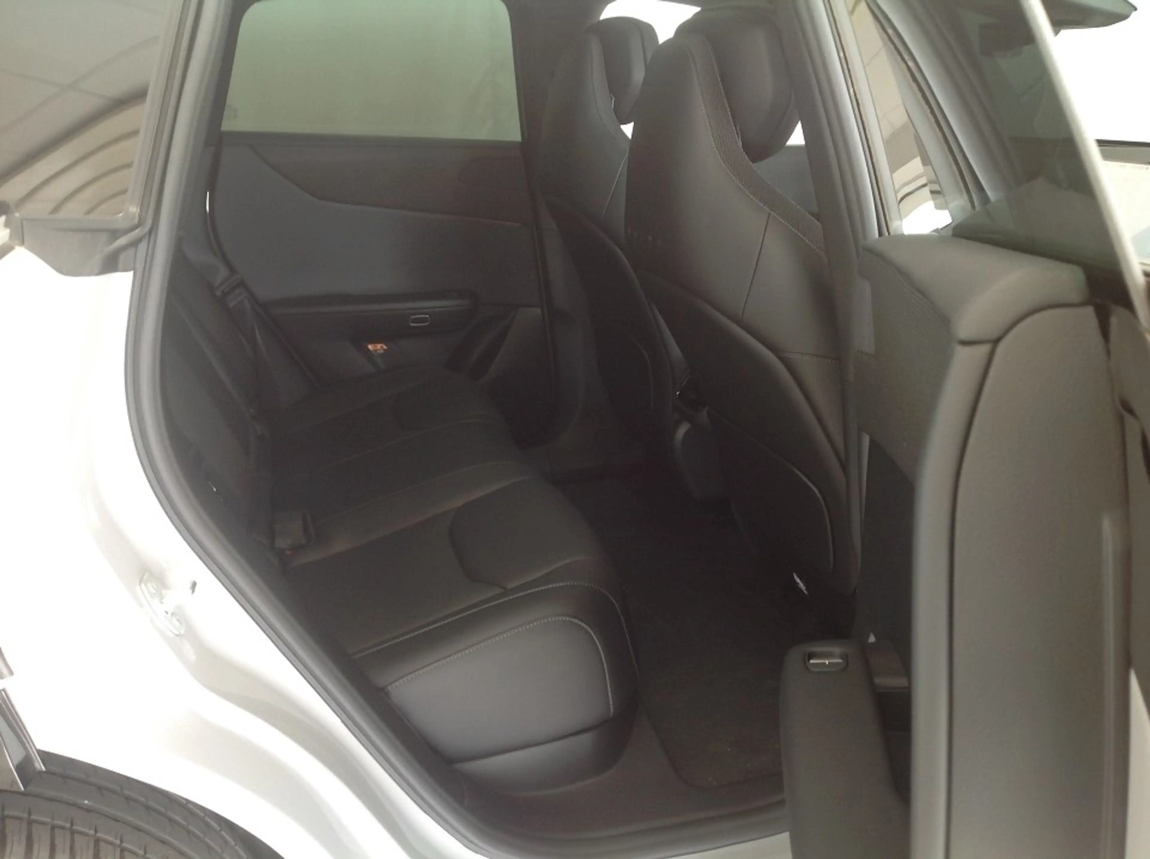 Mazda CX-6e EV 258ps — photo 10