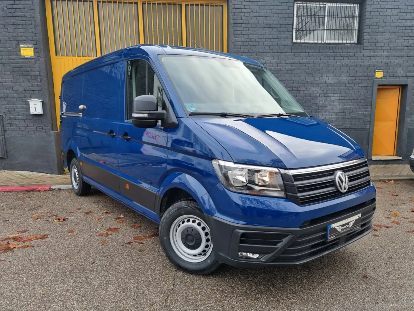 Volkswagen Crafter Furgón 2.0TDI SCR 30 BM L3H2 75kW Blauw - 2