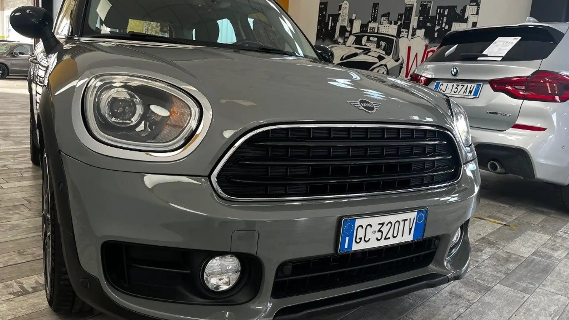 MINI Cooper D Countryman 2.0 Hype ALL4 Grigio - 2