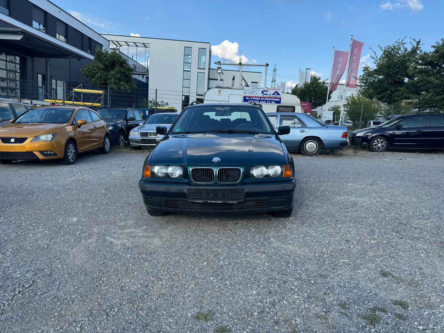 BMW 320 320i Vert - 1