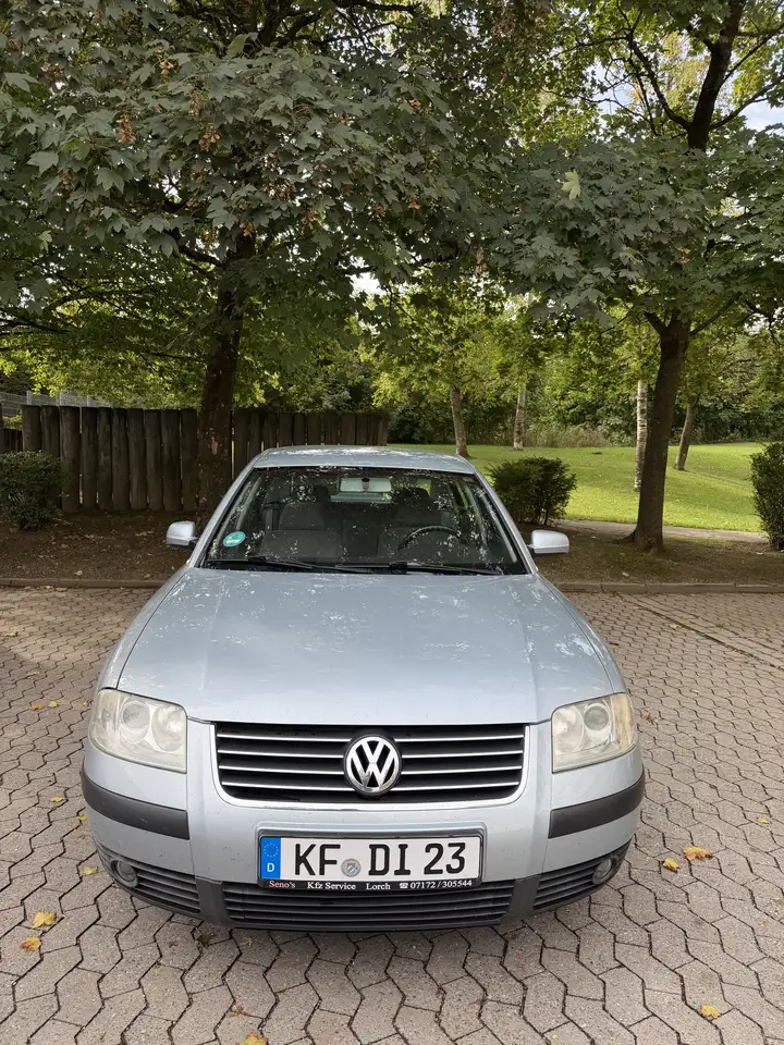 Volkswagen Passat 2.0, foto 1