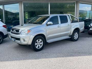 3.0 d-4d 171cv double cab MANUALE+GANCIO