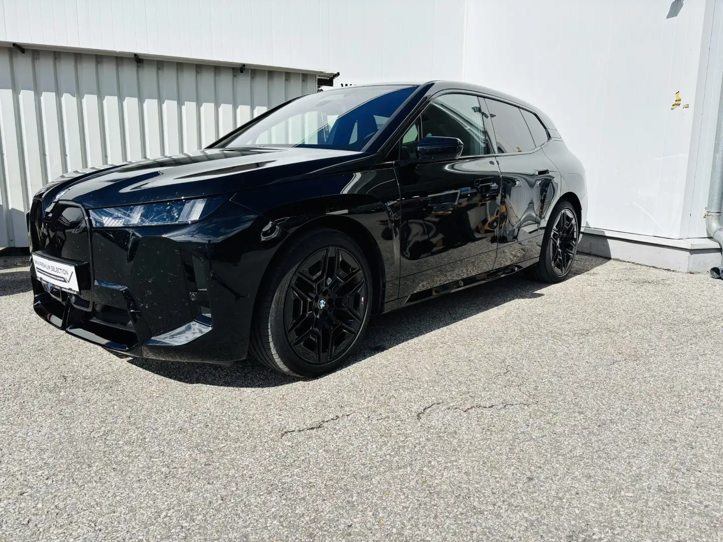 BMW iX iX xDrive45 Schwarz - 2