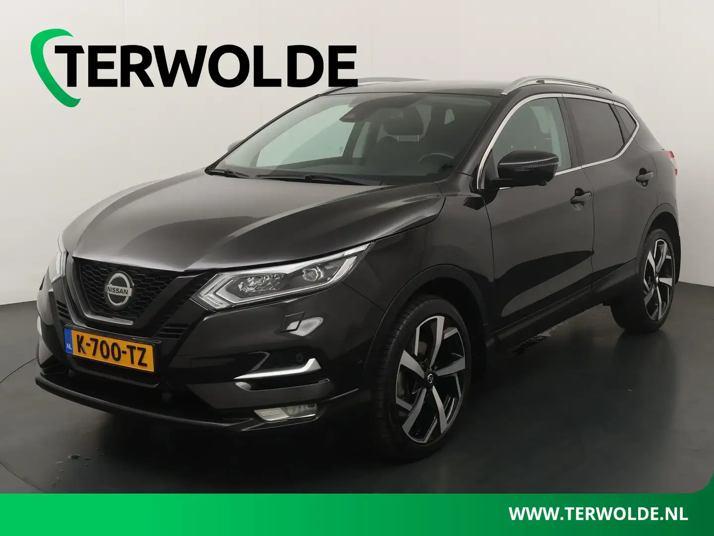 Nissan Qashqai 1.3 DIG-T Tekna | AUTOMAAT | Panoramadak | Trekhaa Zwart - 1
