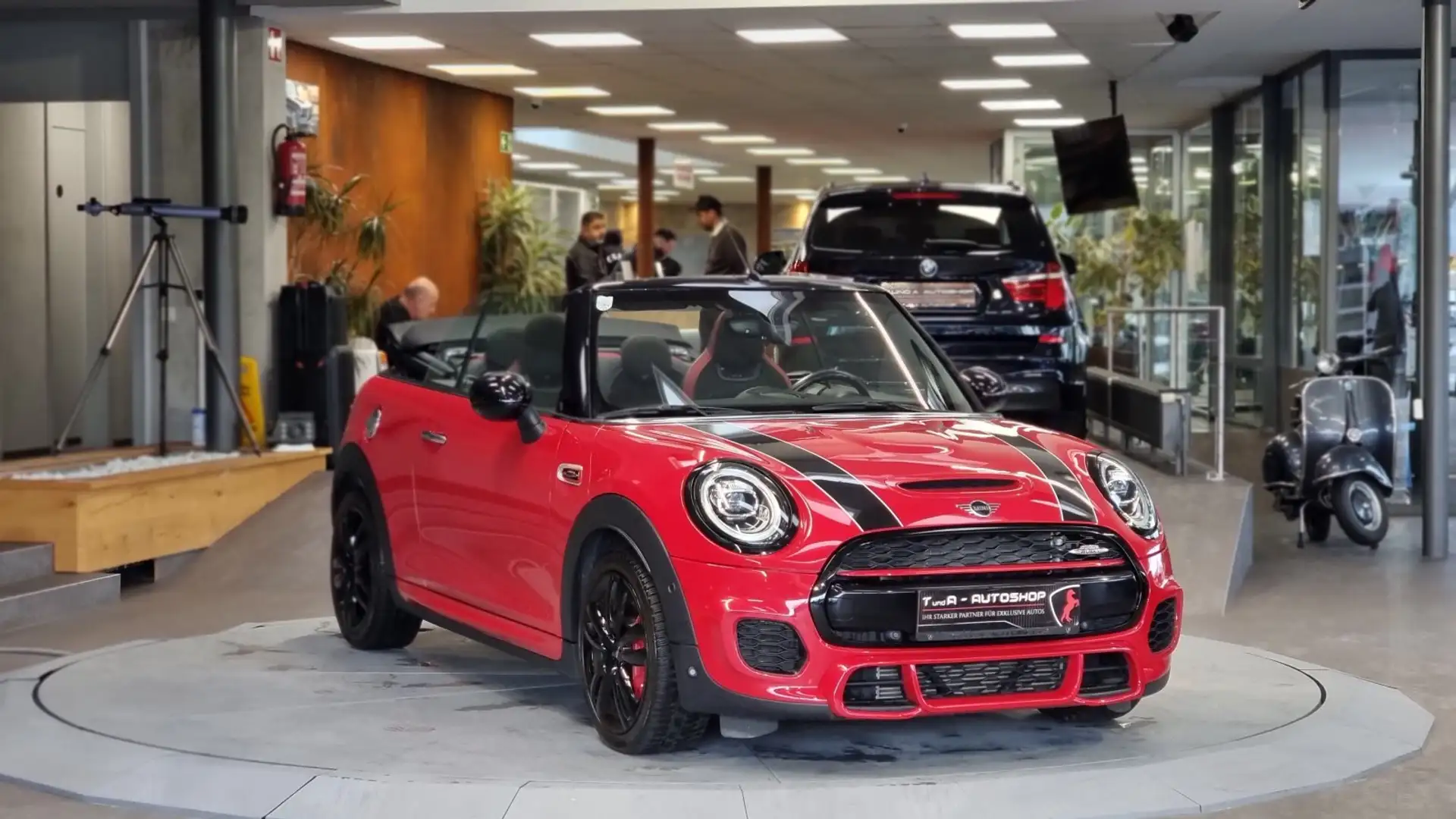 MINI John Cooper Works Cabrio Aut. *Ambiente*Kamera*Navi*H/K* Rot - 2