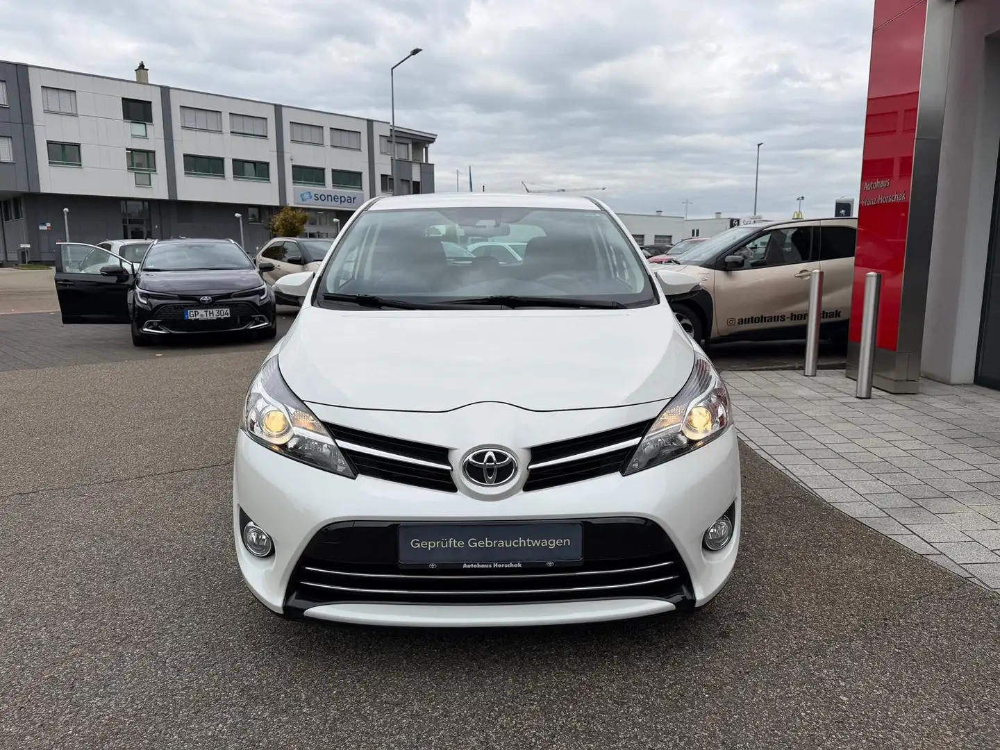 Toyota Verso Edition-S Weiß - 2