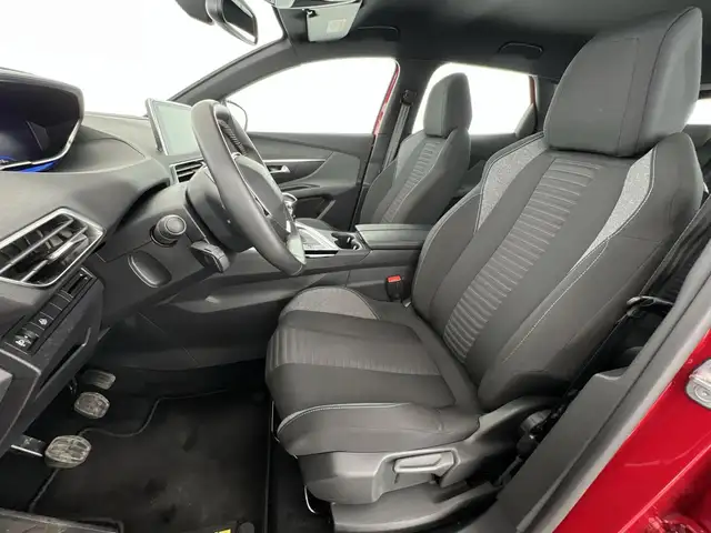 Peugeot 3008 view 7