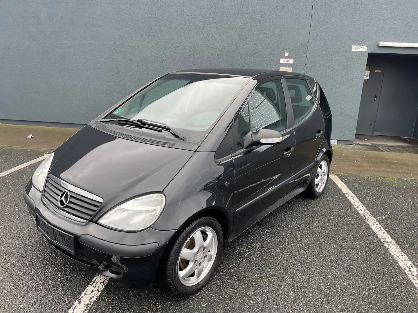 Mercedes-Benz A 140 A-Klasse Classic Zwart - 1