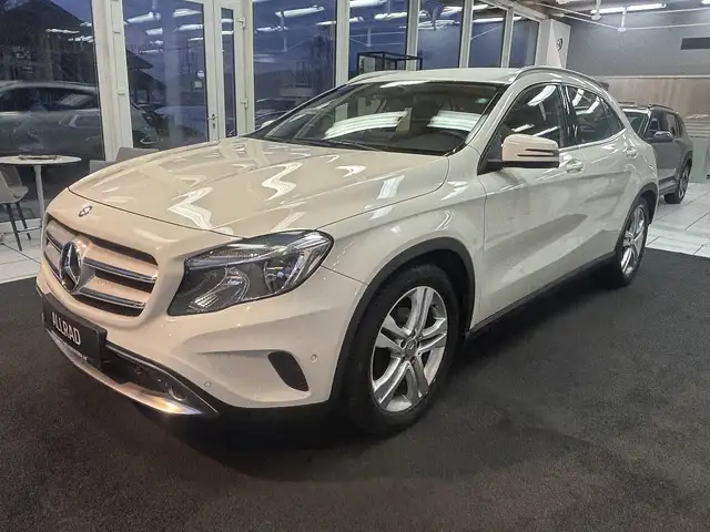 Mercedes-Benz GLA 220 d 4MATIC Aut.