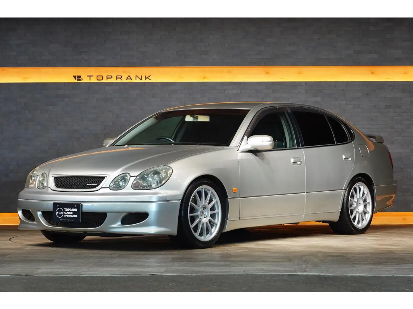 Toyota Aristo VA300 TOM S Plateado - 1
