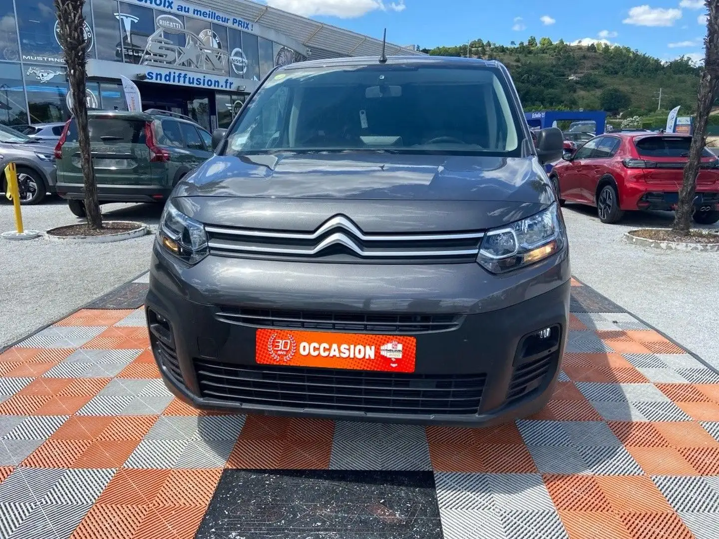 Citroen Berlingo BlueHdi 130 BV6 CLUB Ecran Radar Gris - 2