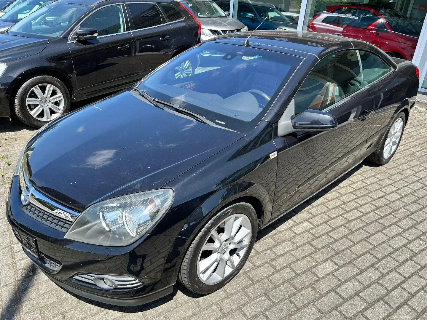 Opel Astra H Twin Top Cosmo crna - 2