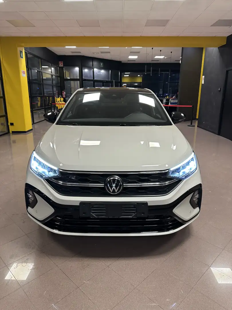 Volkswagen Taigo 1.0 tsi R-Line 110cv dsg - 2