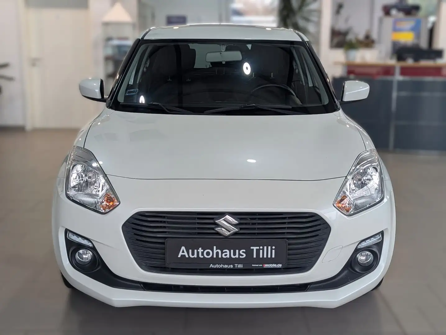 Suzuki Swift 1.0 BoosterJet Comfort /Kamera/SHZ/Alu Weiß - 2