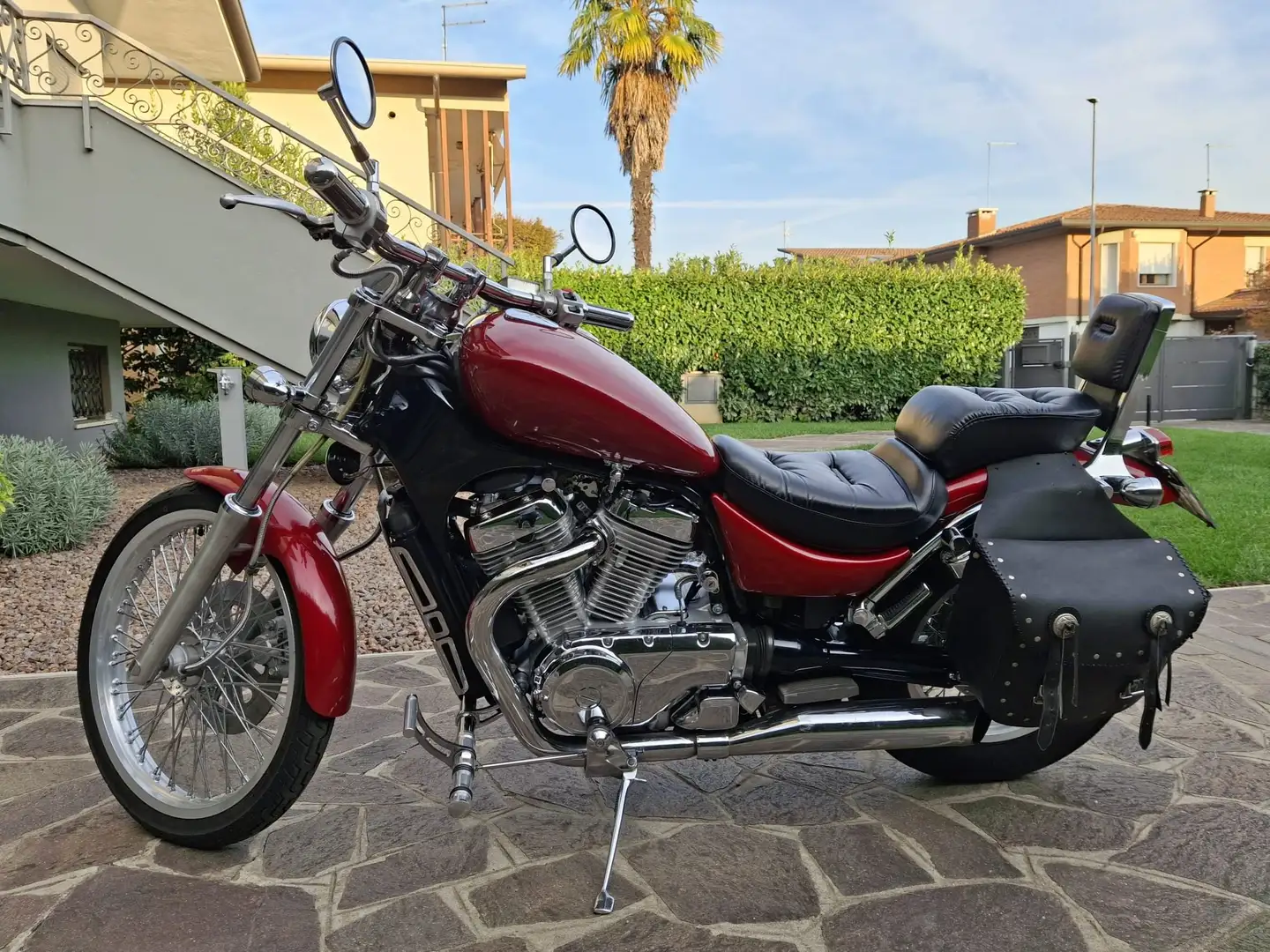Suzuki VS 600 Intruder Rood - 2