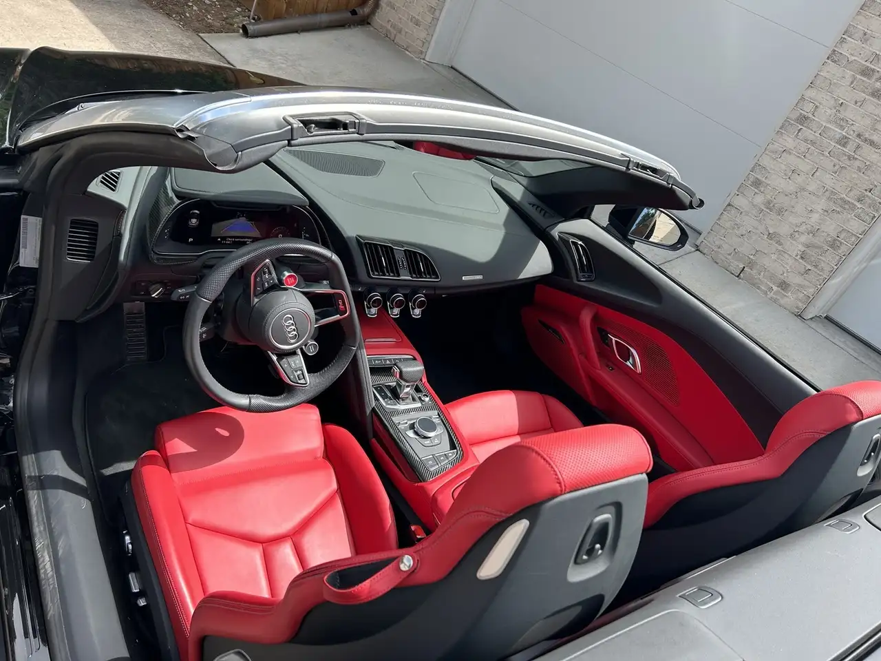 Audi R8 снимка Audi R8