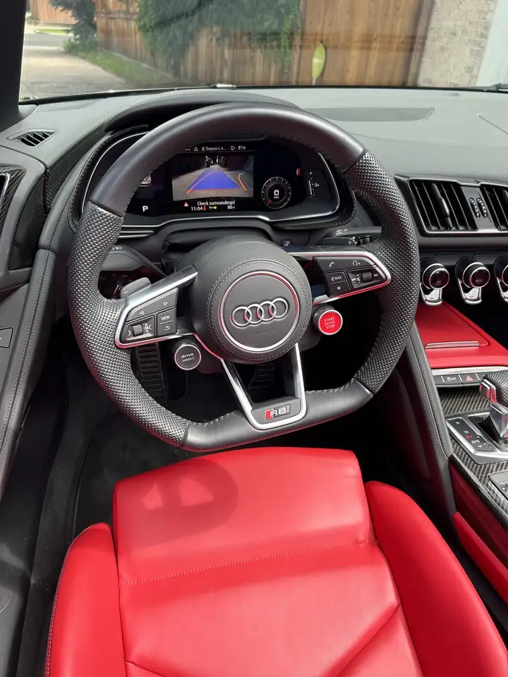 Audi R8 снимка Audi R8