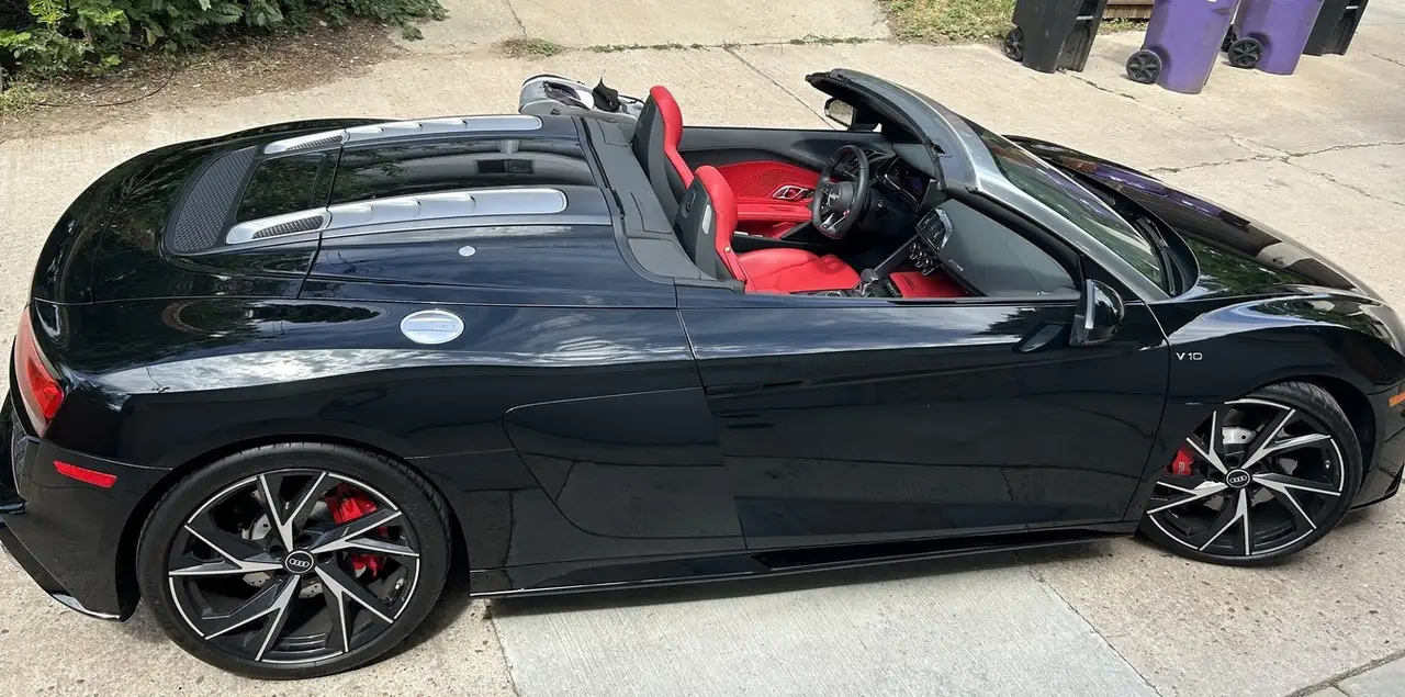 Audi R8 снимка Audi R8