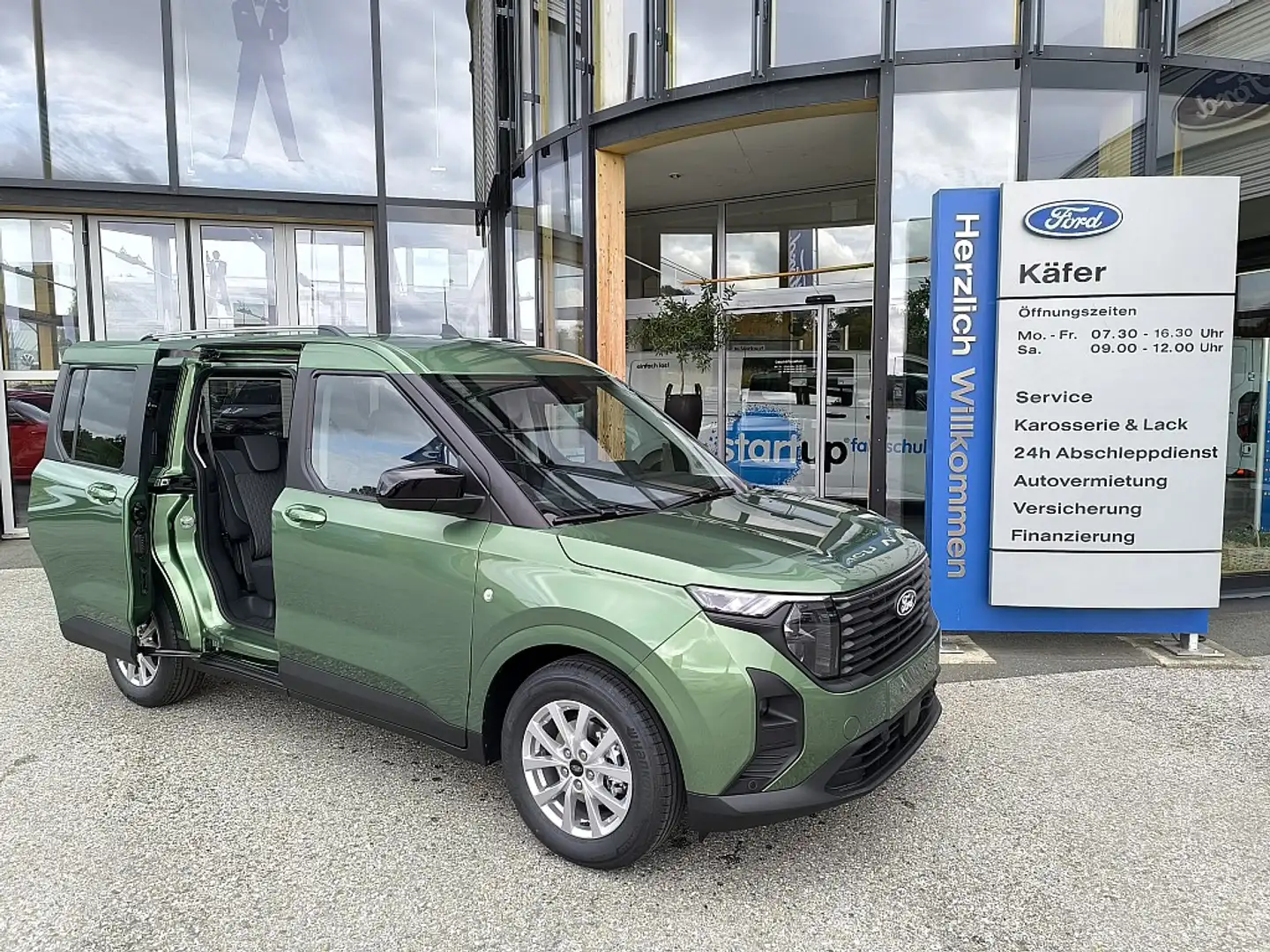 Ford Tourneo Courier 1,0 EcoBoost Titanium Vert - 2