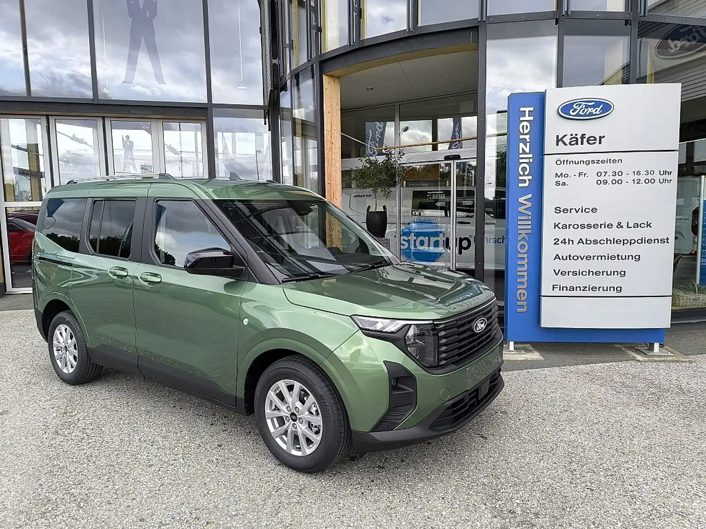 Ford Tourneo Courier 1,0 EcoBoost Titanium Vert - 1
